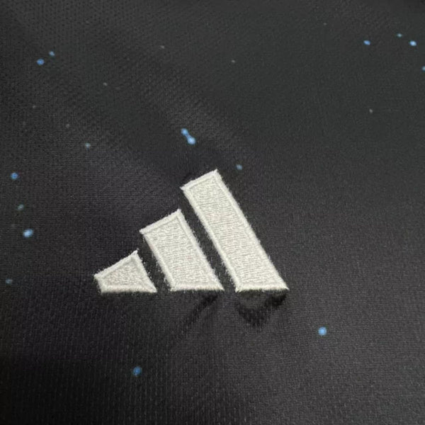 Real Madrid Édition Spéciale 24/25